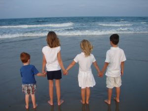 love kids - Five Reasons I Love Kids - Children Facing Ocean